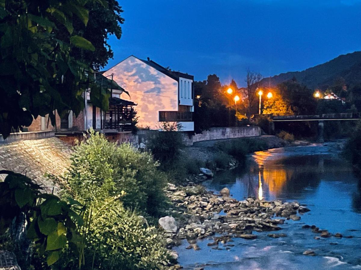 Motel Platani Kotor Varos Екстер'єр фото